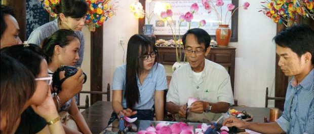 hoa-giay-thanh-tien-hue hoa-giay-thanh-tien-hue